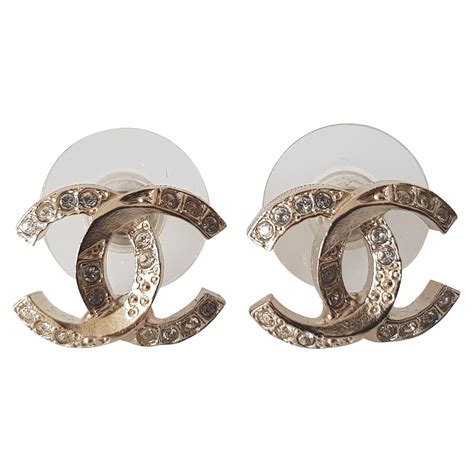 Boucles D'oreilles Chanel .